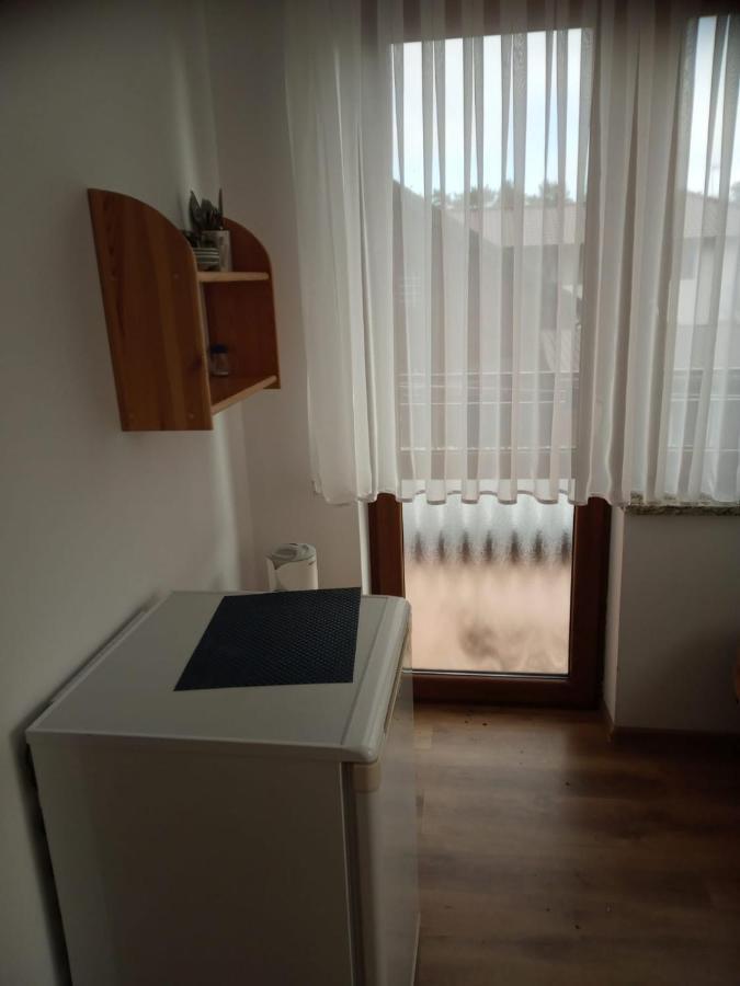 Pokoje Goscinne Tomasz Międzywodzie Kültér fotó
